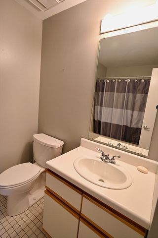 30 Chelsea St 804, Everett, MA 02149