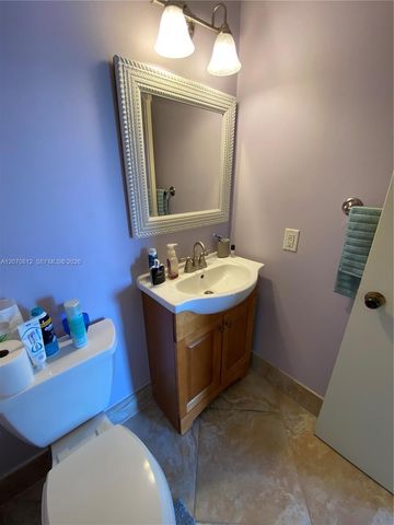 4330 Hillcrest Drive 1009, Hollywood, FL 33021