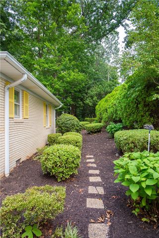 106 Westchester Circle, Seneca, SC 29672
