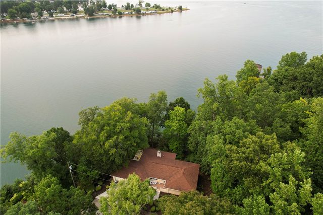 106 Westchester Circle, Seneca, SC 29672