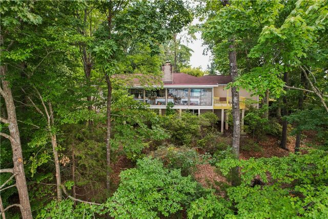 106 Westchester Circle, Seneca, SC 29672