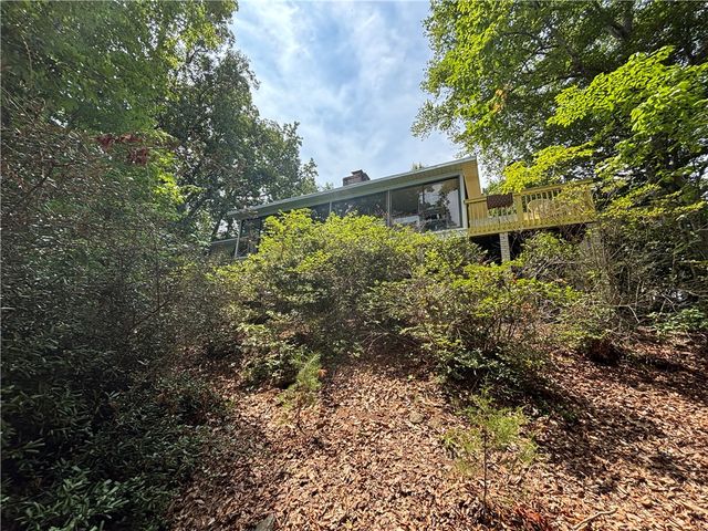 106 Westchester Circle, Seneca, SC 29672