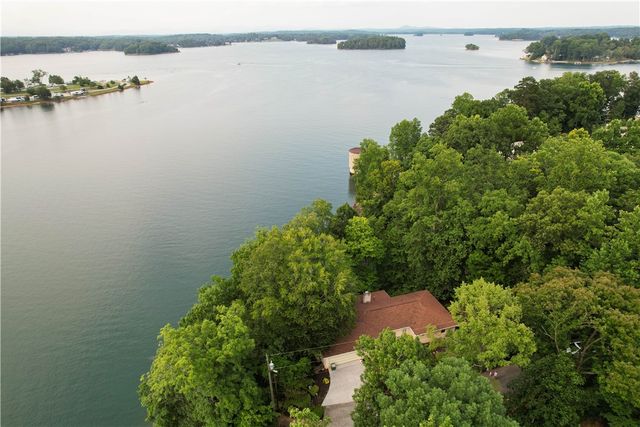 106 Westchester Circle, Seneca, SC 29672