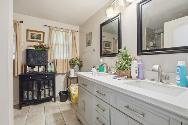 1002 Beech Street, Valparaiso, IN 46383
