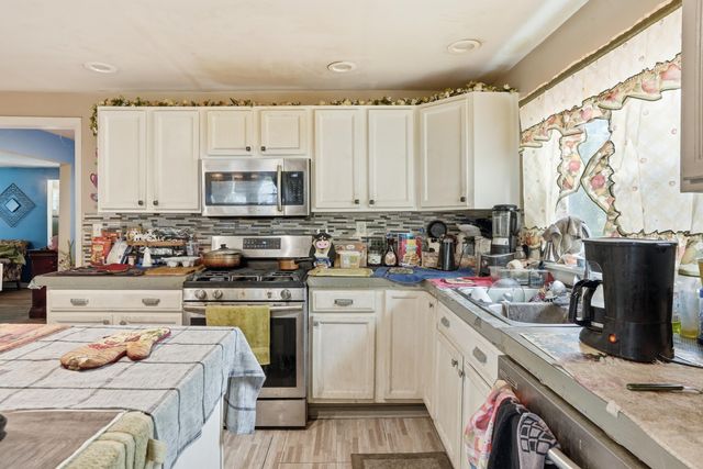 1002 Beech Street, Valparaiso, IN 46383