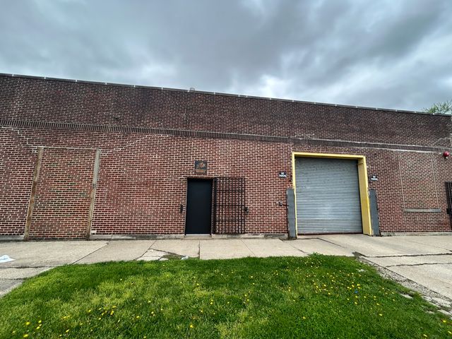3033 W ohio Street, Chicago, IL 60612