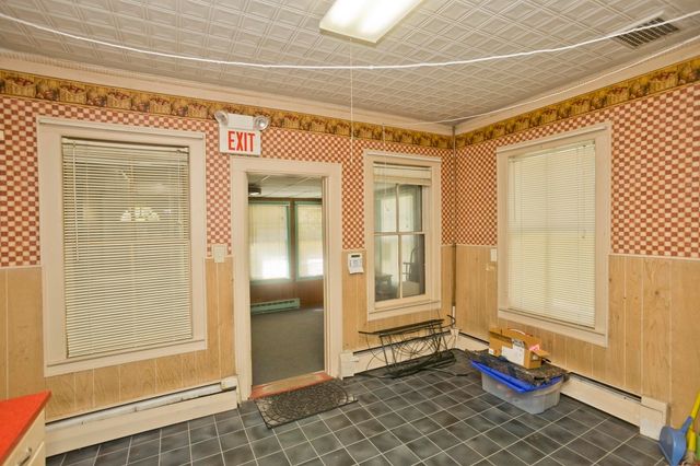 137 Sheridan St., Chicopee, MA 01020