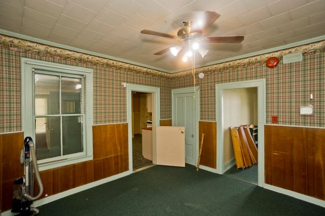 137 Sheridan St., Chicopee, MA 01020