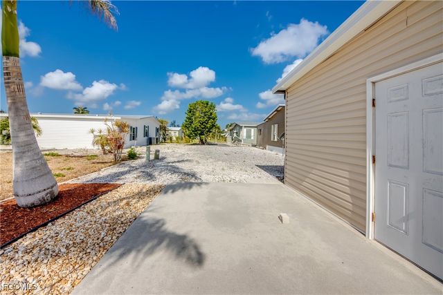 4939 Mullette LN, St James City, FL 33956