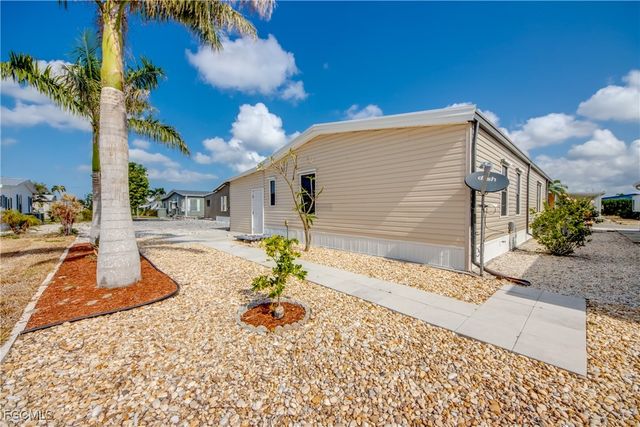 4939 Mullette LN, St James City, FL 33956