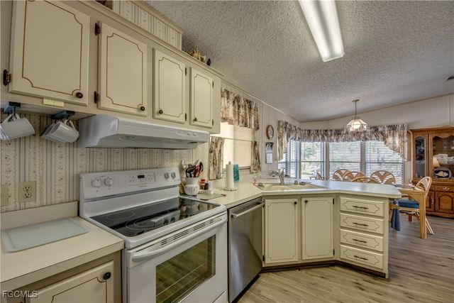 4939 Mullette LN, St James City, FL 33956