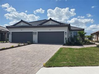 3016 FORMIA COURT, Bradenton, FL 34211