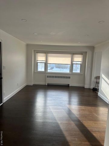 106 Bregman Avenue, New Hyde Park, NY 11040