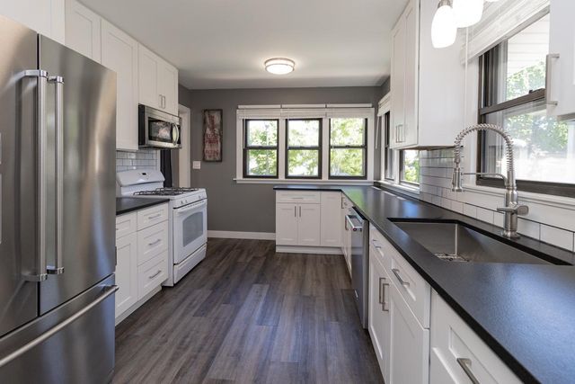1224 6th Street E, Saint Paul, MN 55106