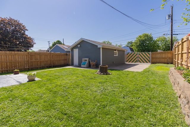 1224 6th Street E, Saint Paul, MN 55106