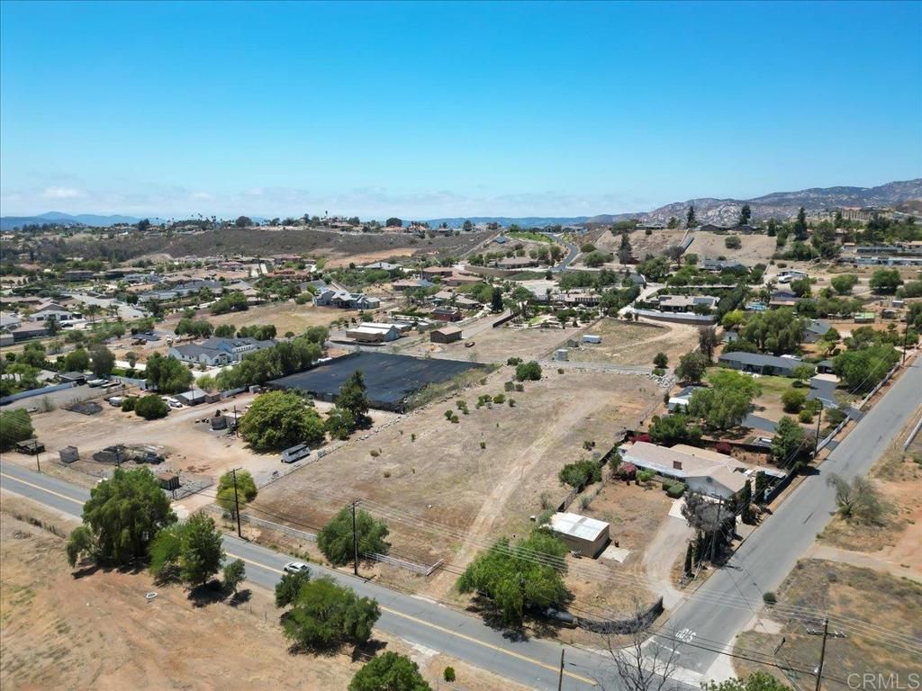 Image 7 of property listing at Blossom Valley Road, El Cajon, CA 92021