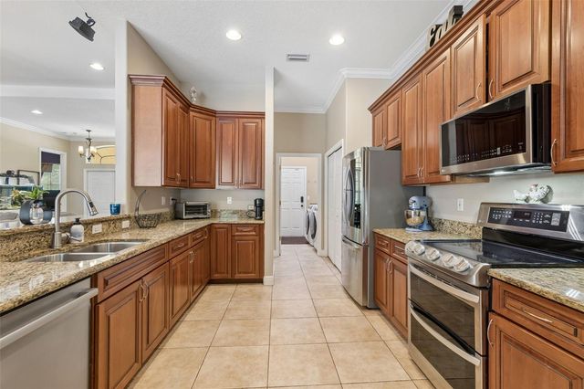 360 LIAM AVENUE, Tarpon Springs, FL 34689