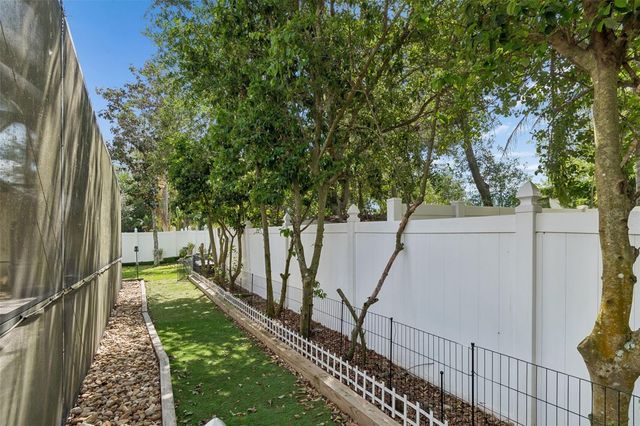 360 LIAM AVENUE, Tarpon Springs, FL 34689