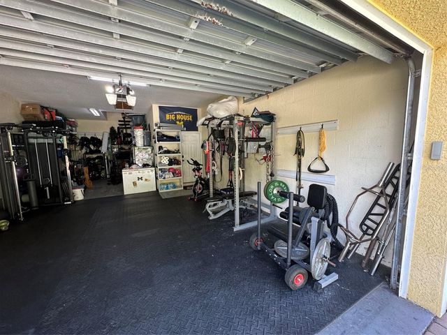 360 LIAM AVENUE, Tarpon Springs, FL 34689