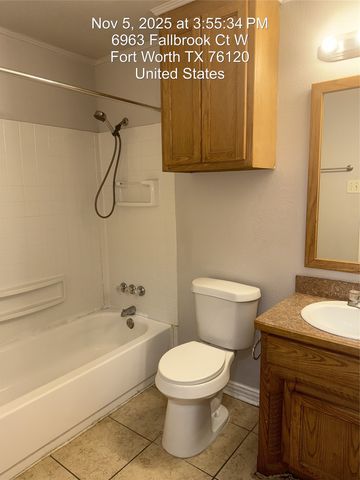 6963 Fallbrook, Fort Worth, TX 76120