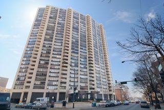 3930 N Pine Grove Avenue 801, Chicago, IL 60613