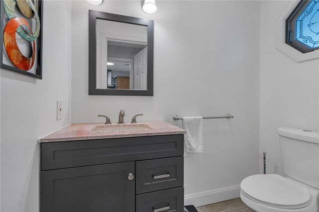 87 Scenic Drive, West Warwick, RI 02893
