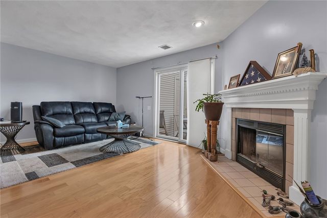 87 Scenic Drive, West Warwick, RI 02893