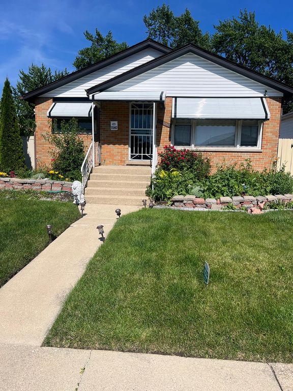 15943 Vine Avenue, Harvey, IL 60426