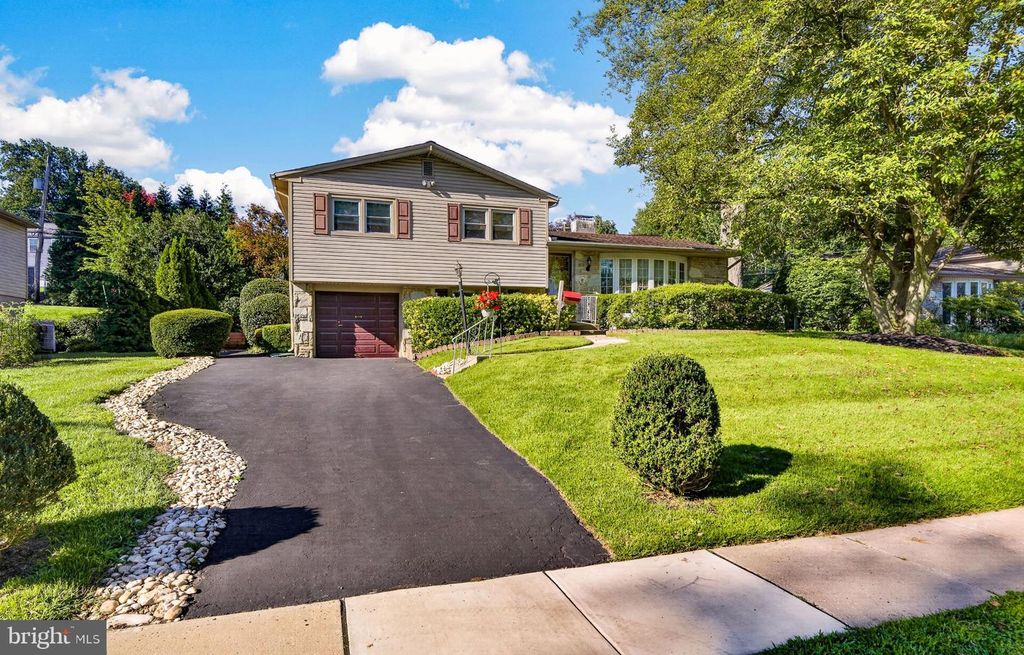 243 COWBELL RD, WILLOW GROVE, PA 19090 — photo 2