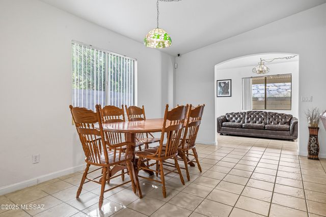 423 Camino Dona Cydney, Nogales, AZ 85621