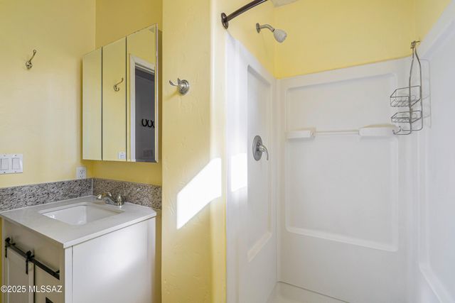 423 Camino Dona Cydney, Nogales, AZ 85621