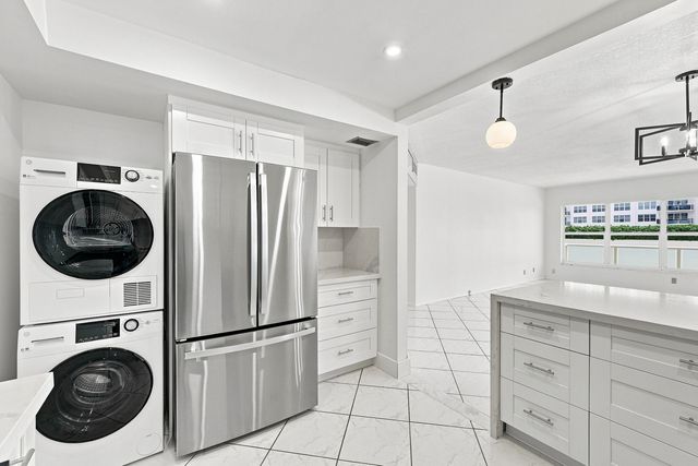 3550 GALT OCEAN Drive 204, Fort Lauderdale, FL 33308