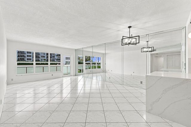 3550 GALT OCEAN Drive 204, Fort Lauderdale, FL 33308