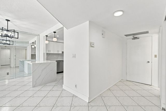 3550 GALT OCEAN Drive 204, Fort Lauderdale, FL 33308