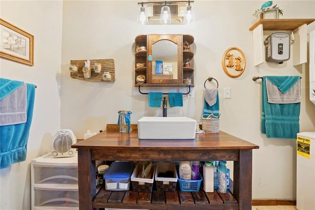 50662 E County Road 1510, Stratford, OK 74872