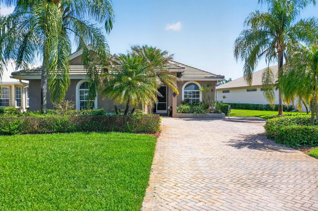 9434 Poinciana Court, Fort Pierce, FL 34951