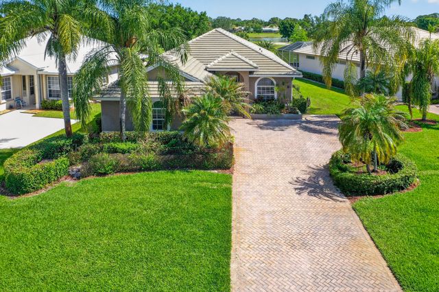 9434 Poinciana Court, Fort Pierce, FL 34951