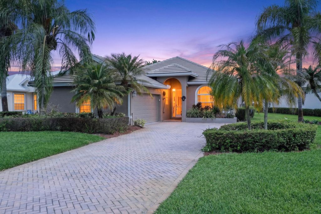 9434 Poinciana Court, Fort Pierce, FL 34951