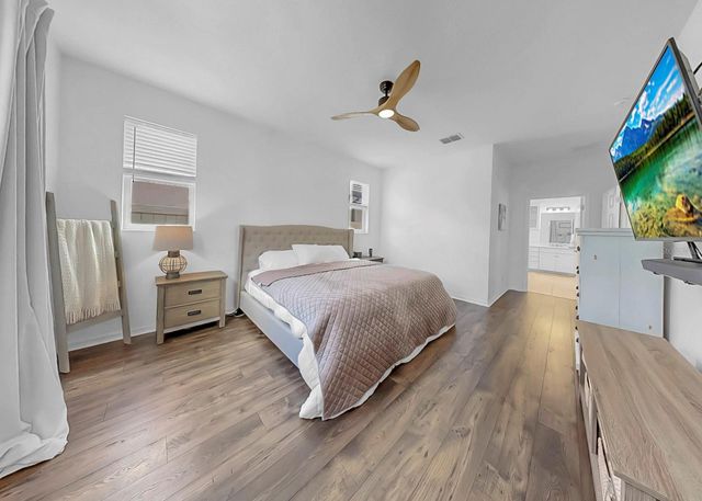 10322 WINE PRESS AVENUE, Riverview, FL 33578