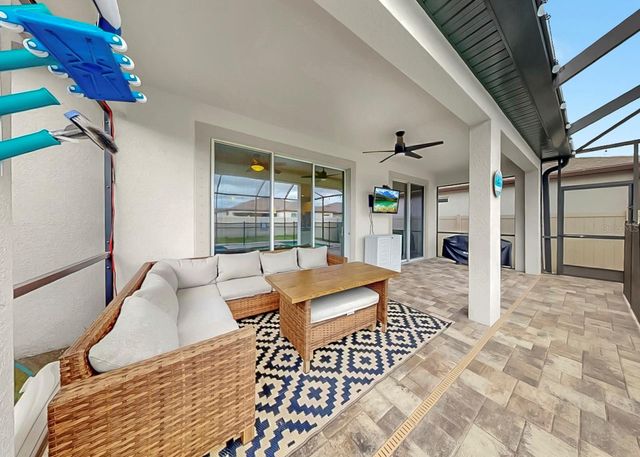 10322 WINE PRESS AVENUE, Riverview, FL 33578