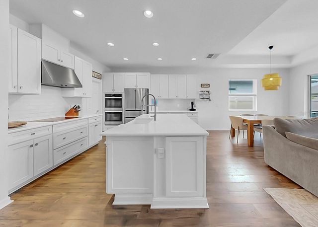 10322 WINE PRESS AVENUE, Riverview, FL 33578