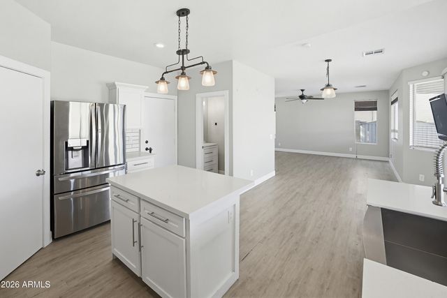 3818 W CARSON Road, Phoenix, AZ 85041