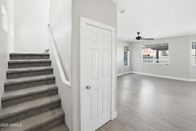 3818 W CARSON Road, Phoenix, AZ 85041