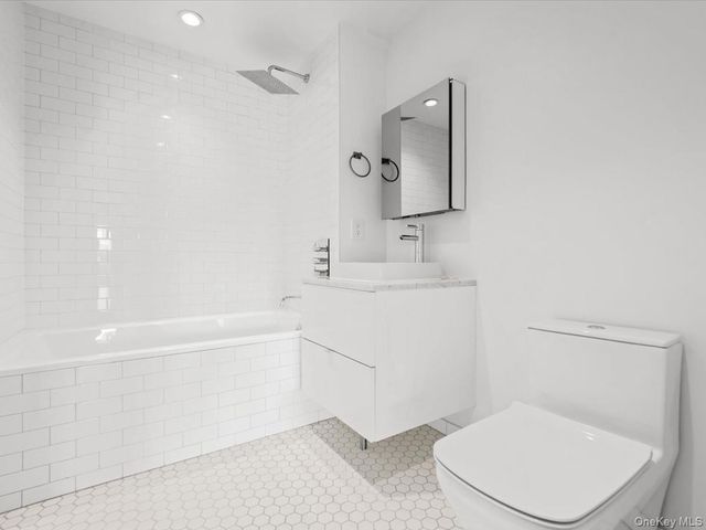 651 New York Avenue 503, Brooklyn, NY 11203