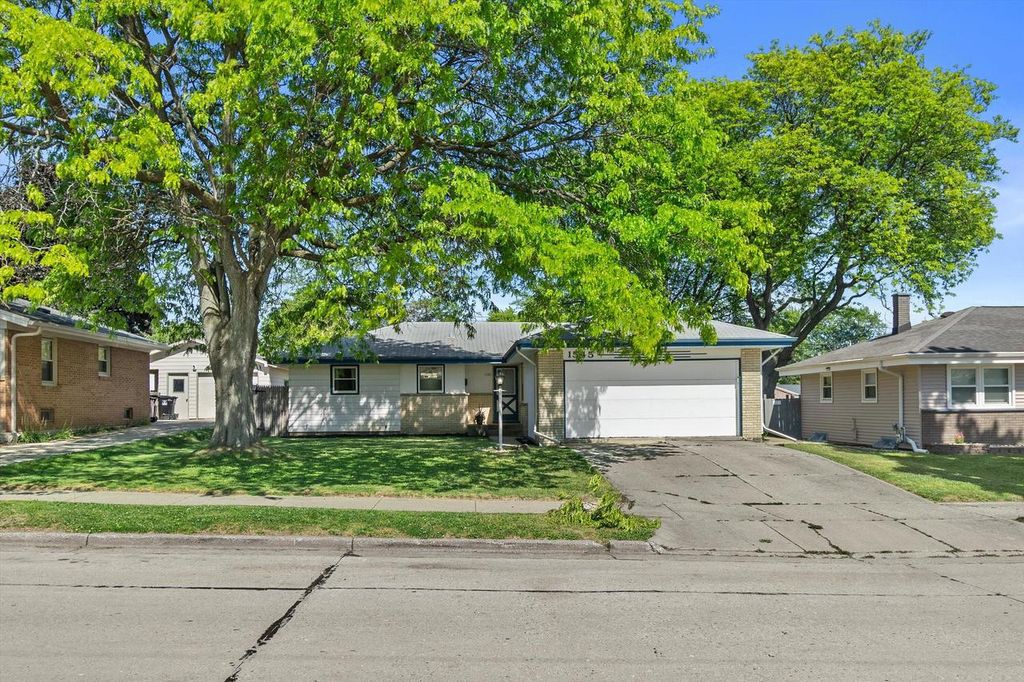 1545 Ostergaard AVENUE, Racine, WI 53406