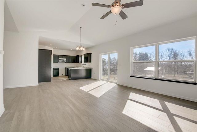 104 Langdon Court, Cambria, WI 53923