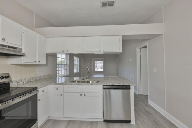 1720 OAK BRANCH COURT, Brandon, FL 33511