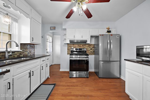 2301 Farnsley Rd, Louisville, KY 40216