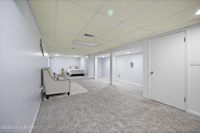 2301 Farnsley Rd, Louisville, KY 40216