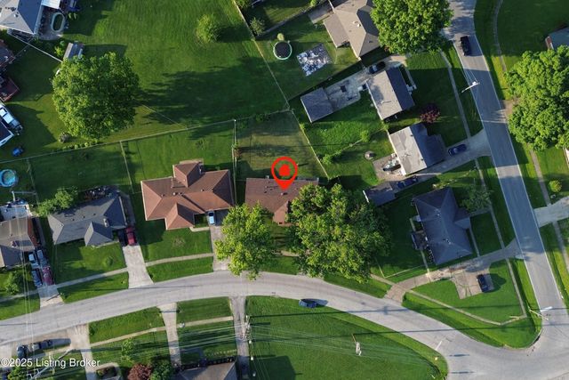 2301 Farnsley Rd, Louisville, KY 40216